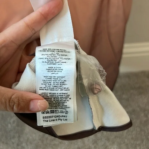 Elegant Pink Backless Dress - Picture 9 of 12